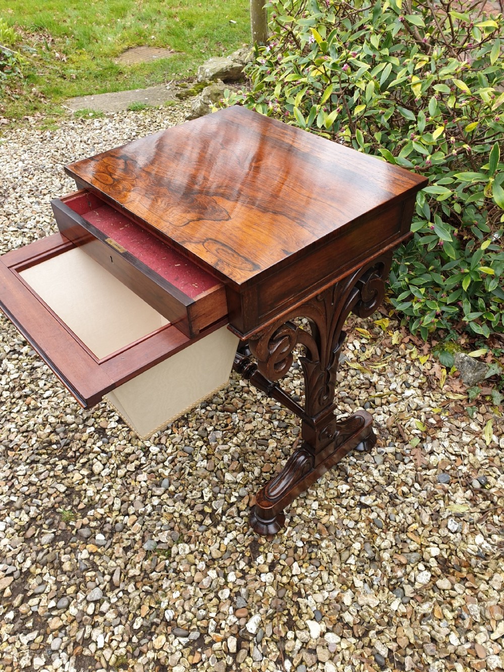 early 19thc rosewood worksewingtable with unusual beautifully carved supports