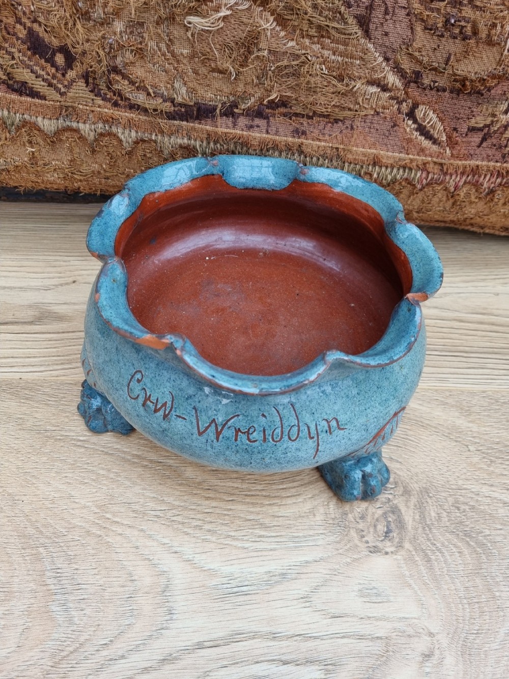 ewenny clay pit pottery large bowl on claw feet