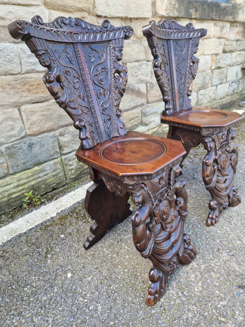 18thc pair of italian carved walnut hall chairs