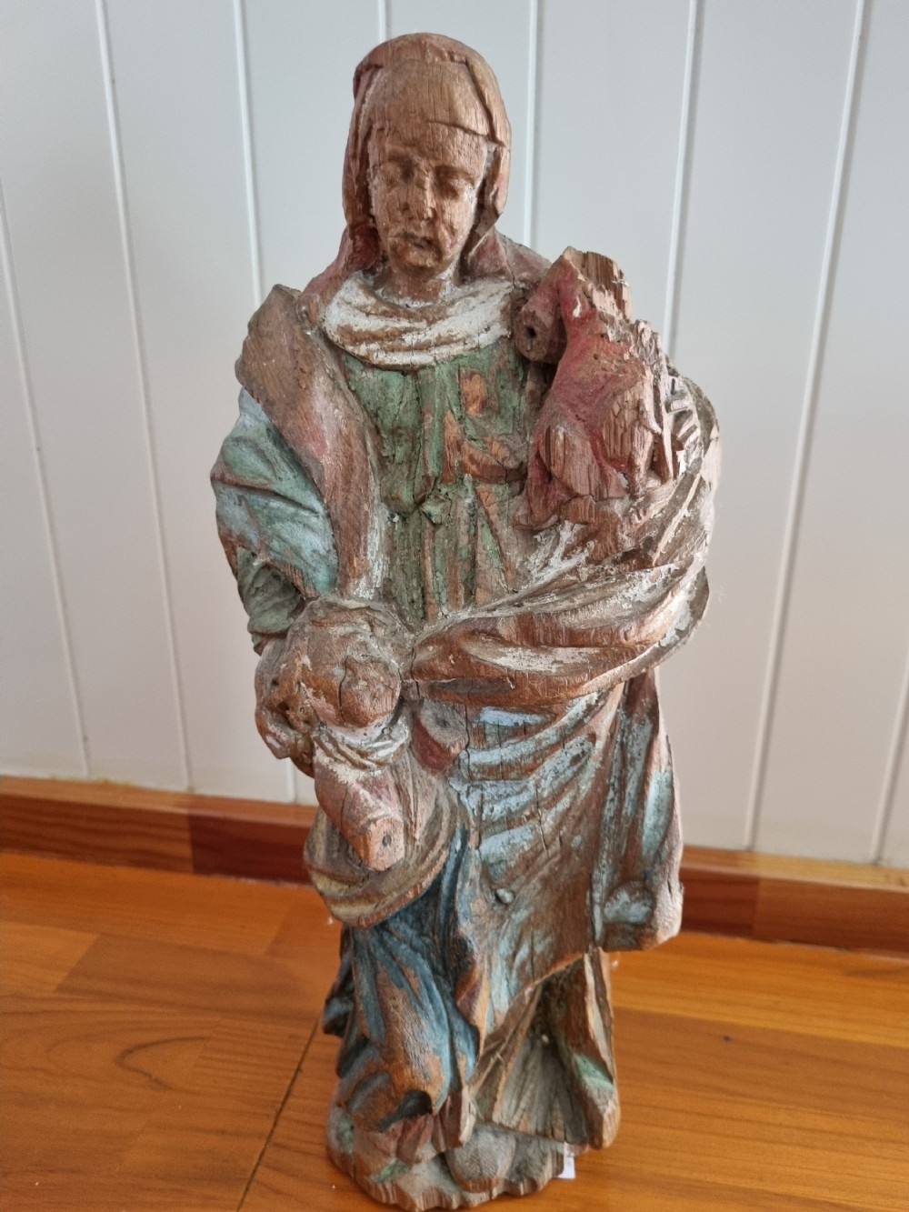 early religous carving of mary and child