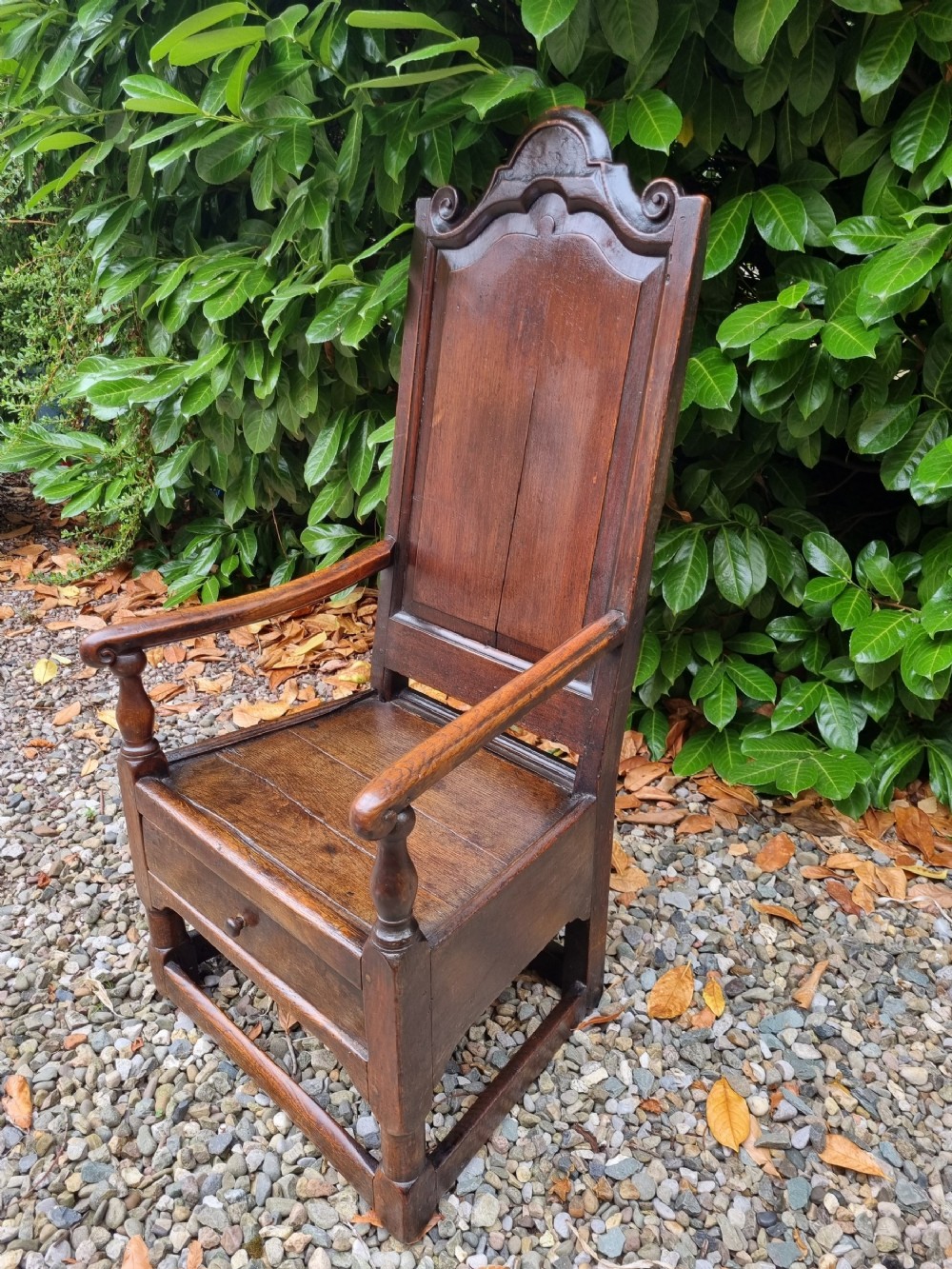 l17th c oak lambing chair with drawer