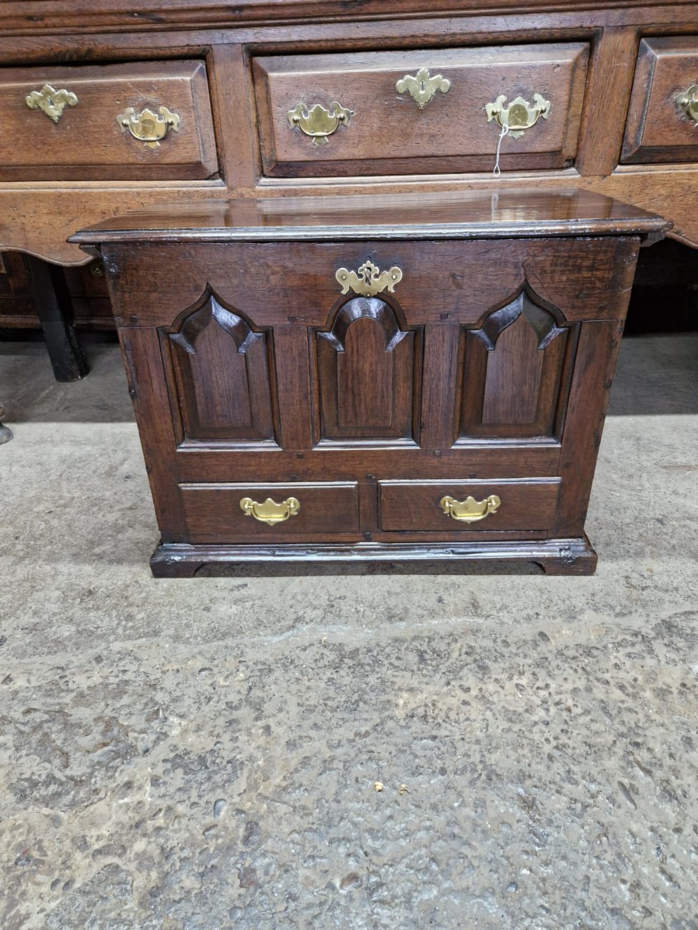 scarce small 18thc swales oak coffr bach