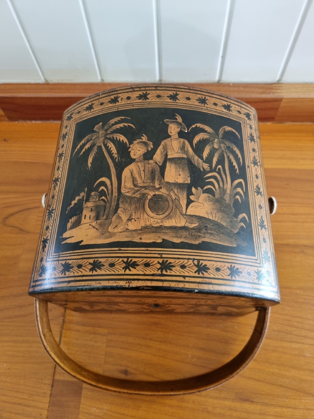 superb l18thc inlaid and penwork domed box